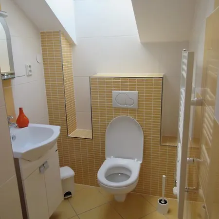 Jaruska Apartmán *